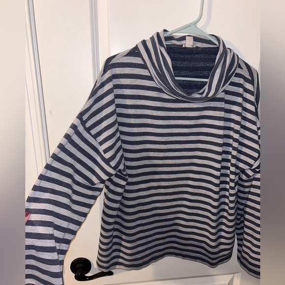 J.Crew Striped tunnelneck pullover sweatshirt size L navy and grey - Picture 4 of 4
